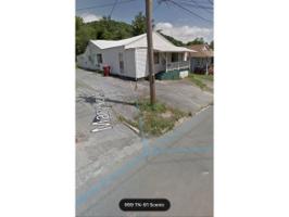 1001 MAIN ST E Unit 1 & 2