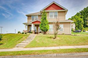 1163 Martingale Square
