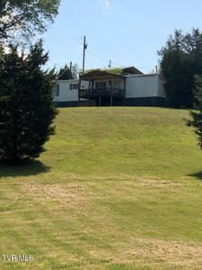 207 Roberts Ridge Rd