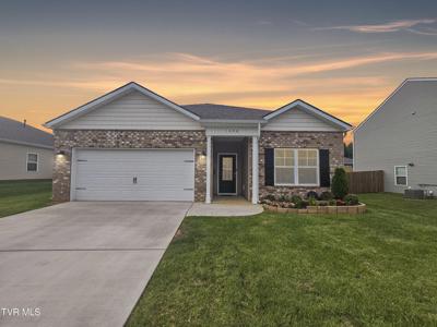 1496 Raccoon Lane