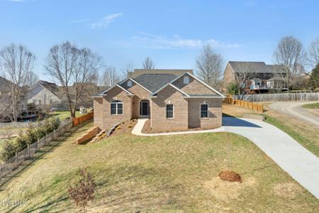 6 Castleton Court