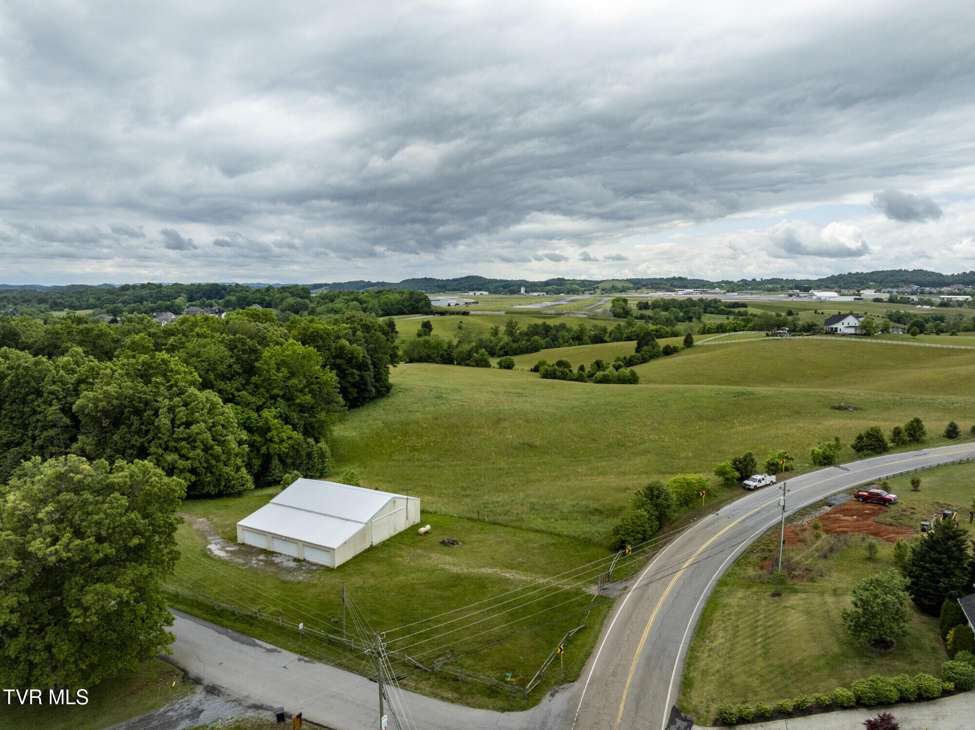 Image 1: BrownCircle-Aerial-3