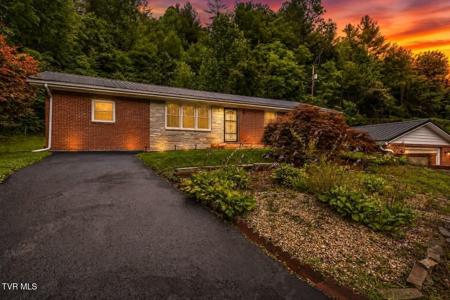 1357 Doe Creek Road