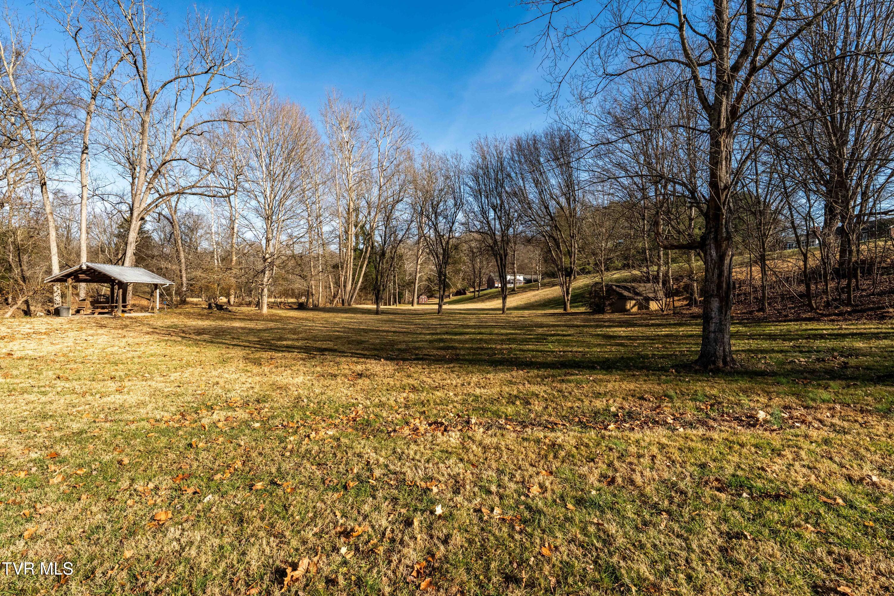 Image 3: 220 Rock Springs Rd (34 of 92)