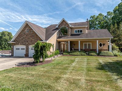 25586 Cornelius Drive