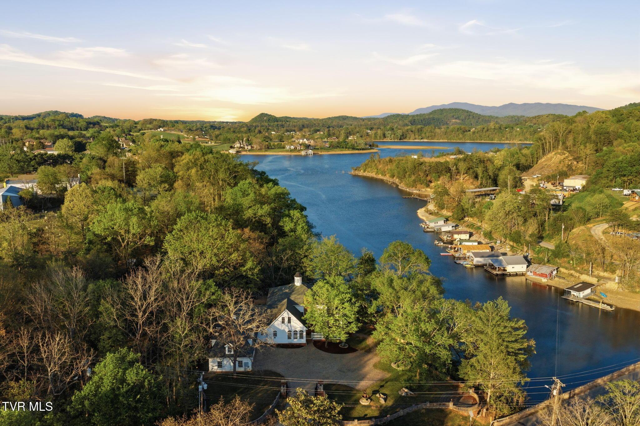 Image 2: 98-web-or-mls-005_DJI_20260416185409_096