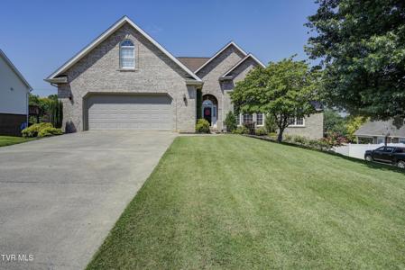 305 Emerald Chase Circle
