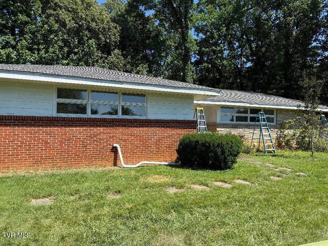 Image 4: New roof and gutters