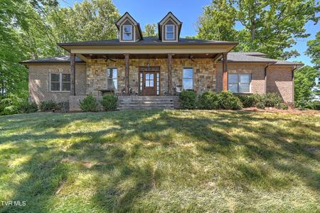 104 Lookout Court