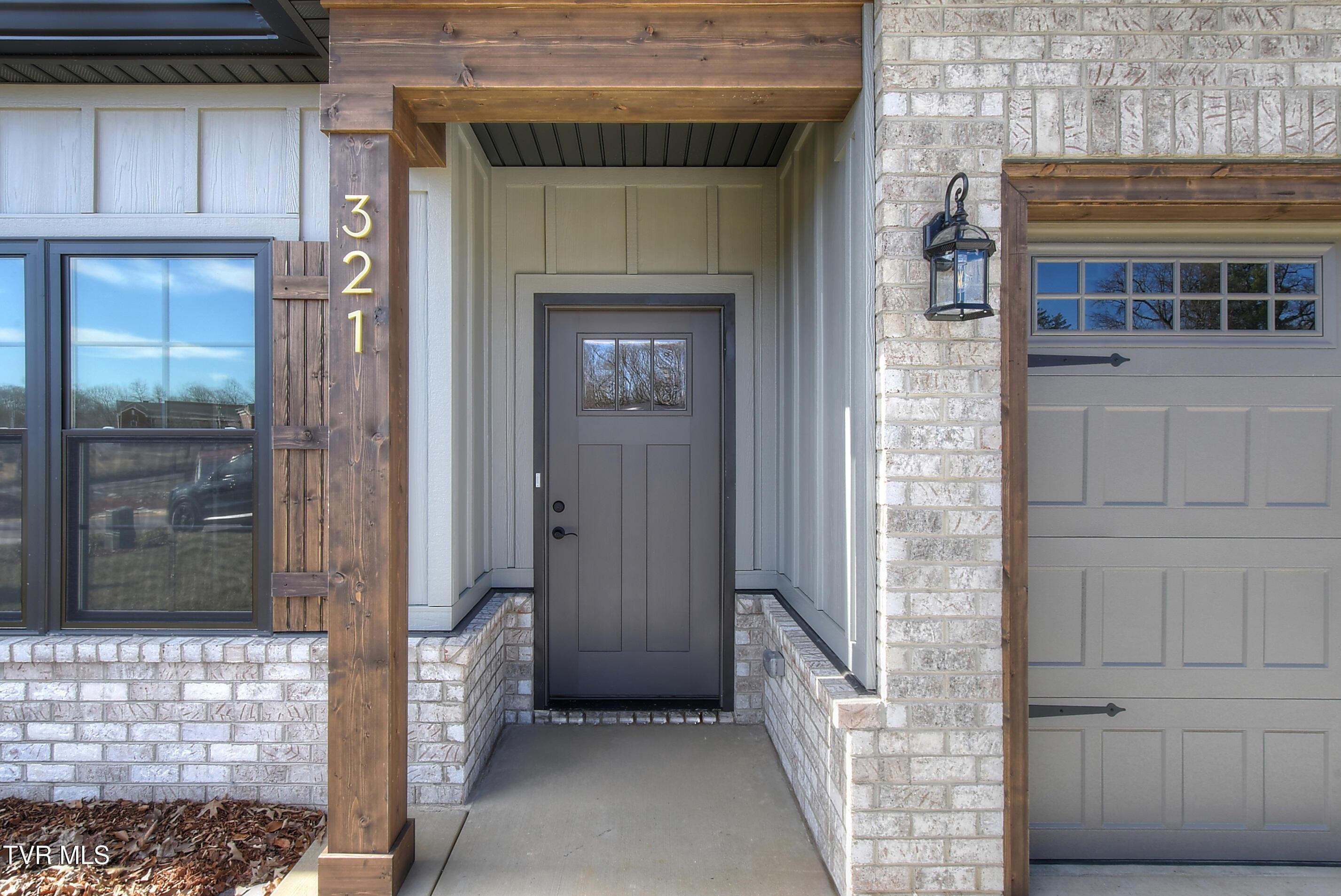 Image 4: DSC_0061_2_3_4_5_6