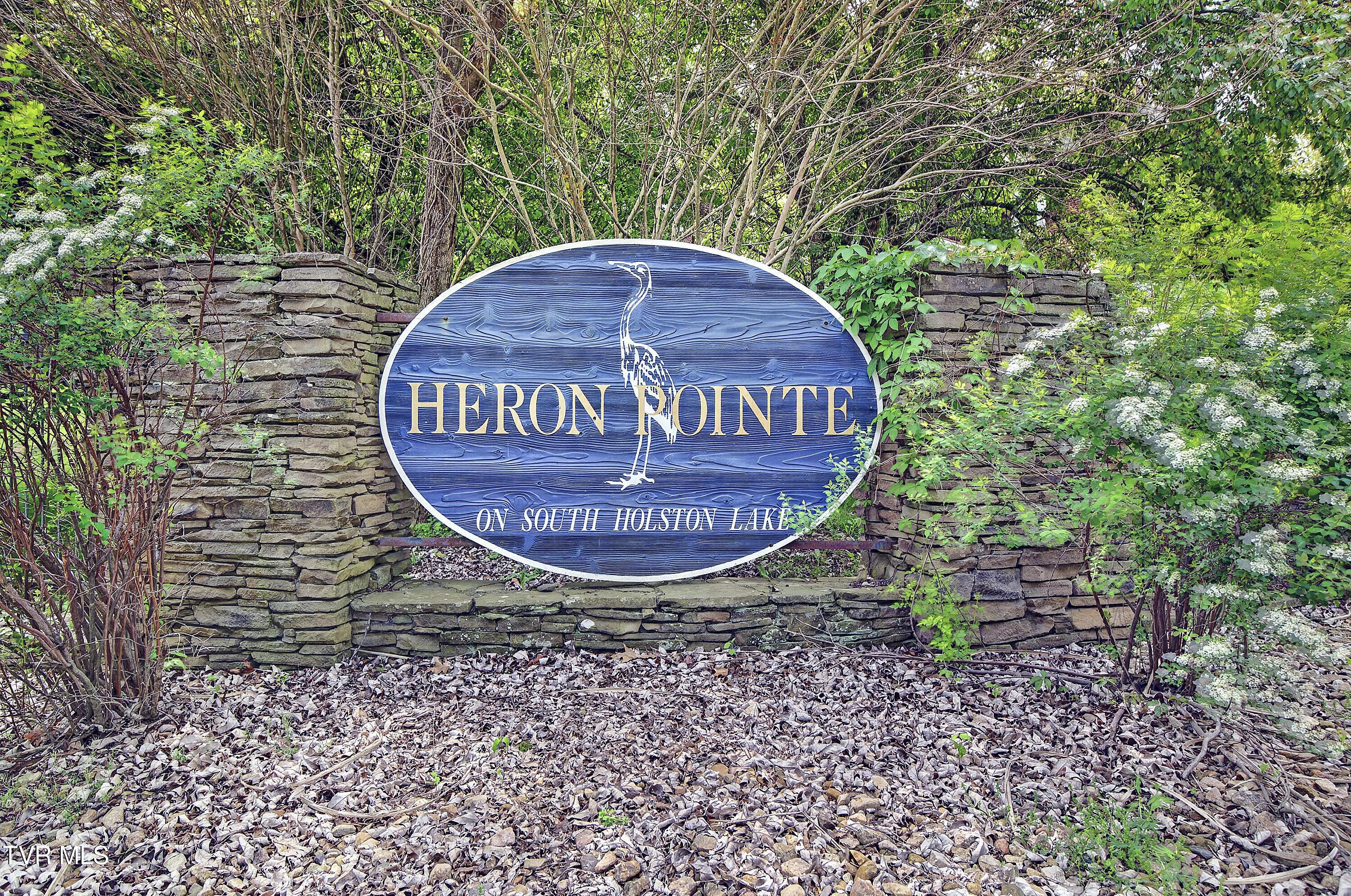 Image 3: Heron Pointe