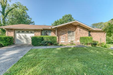 117 Dellwood Lane