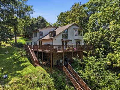 472 Hideaway Farm Road