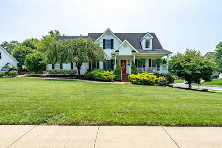 425 Emerald Chase Circle