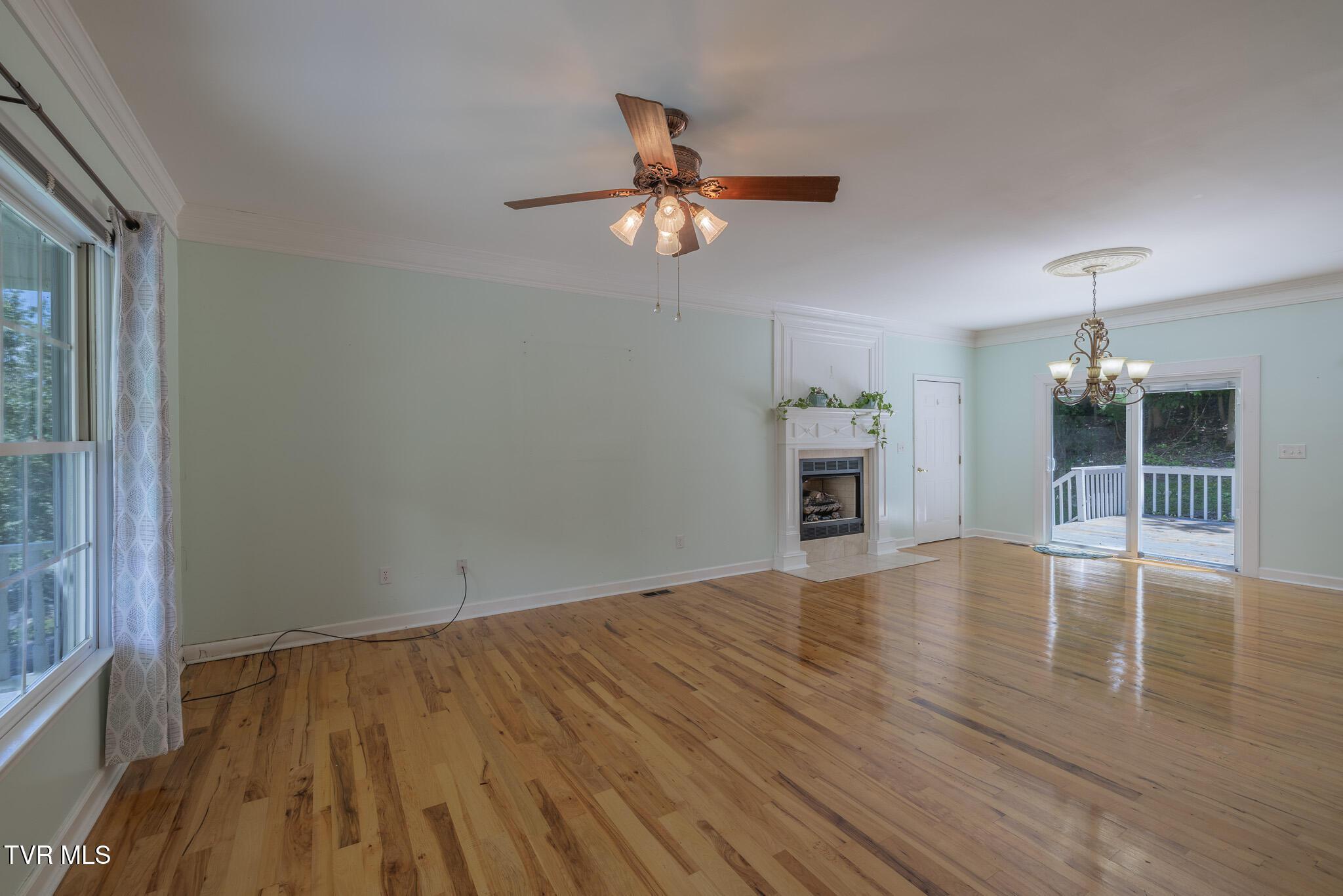 Image 4: 1R9A6090-HDR