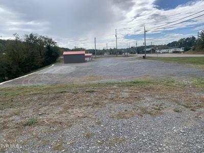 4987 Bluff City Highway