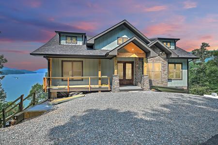 719 Coves Edge Drive