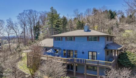 279 Lake Meadow Drive