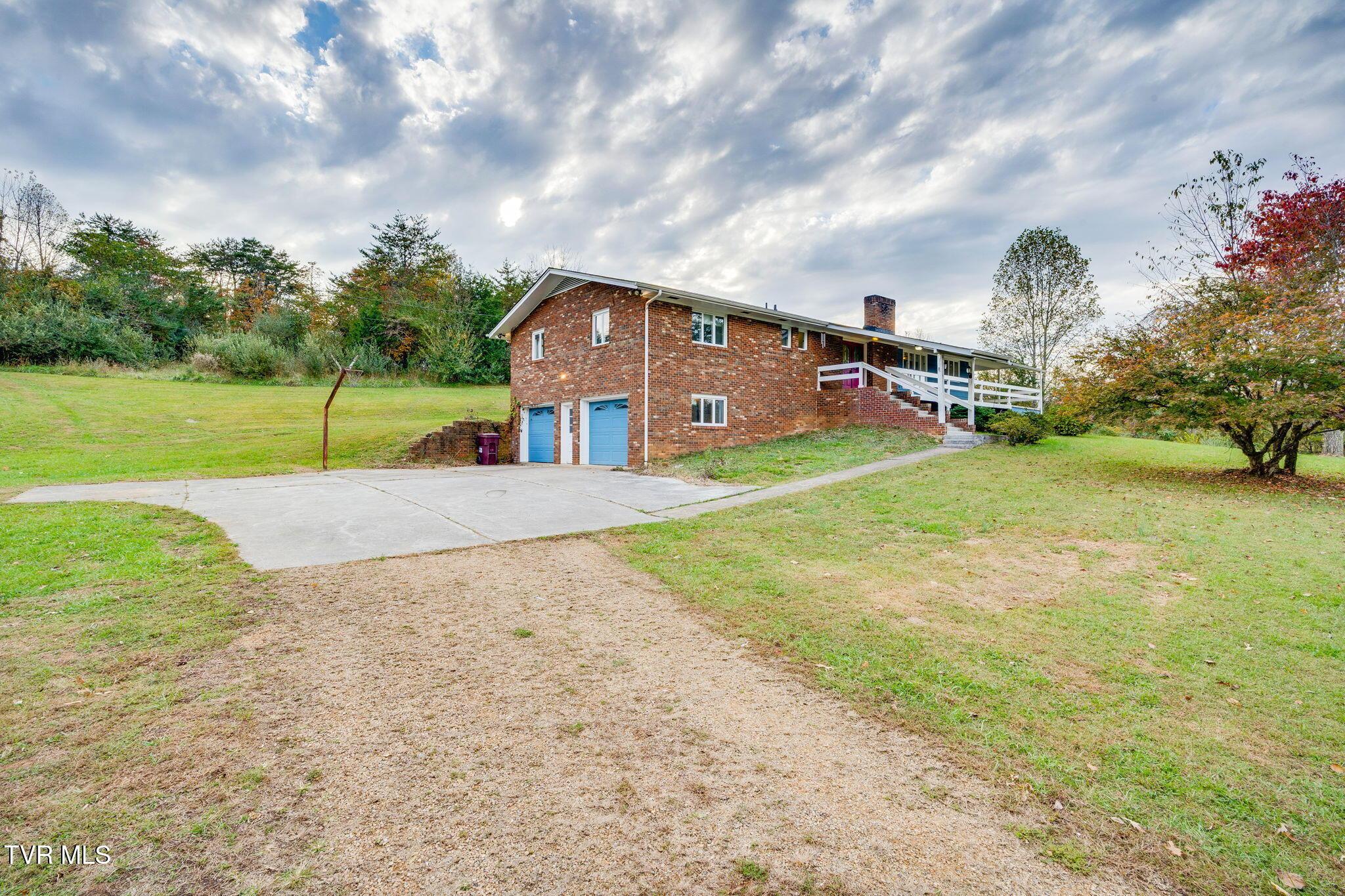 Image 3: 311 Beulah Park Dr - PHOTOS3