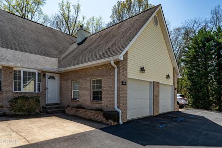 3719 Apple Grove Circle