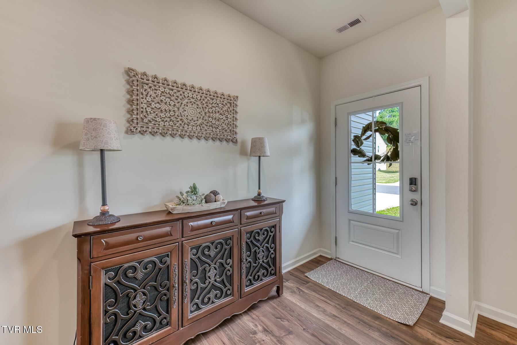 Image 2: 5581 Wildlife Cir-9