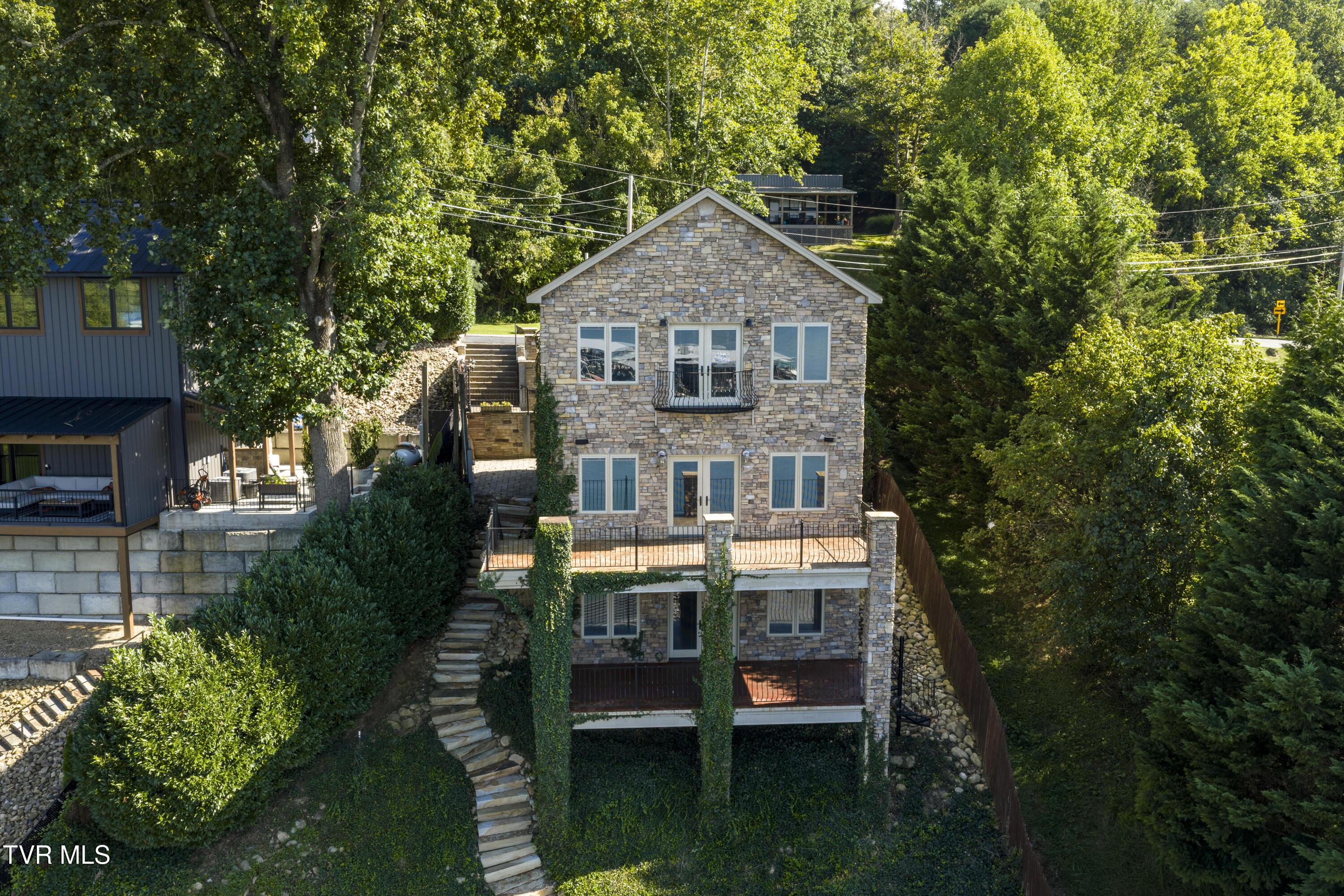 Image 4: Rockingham-Aerials-6