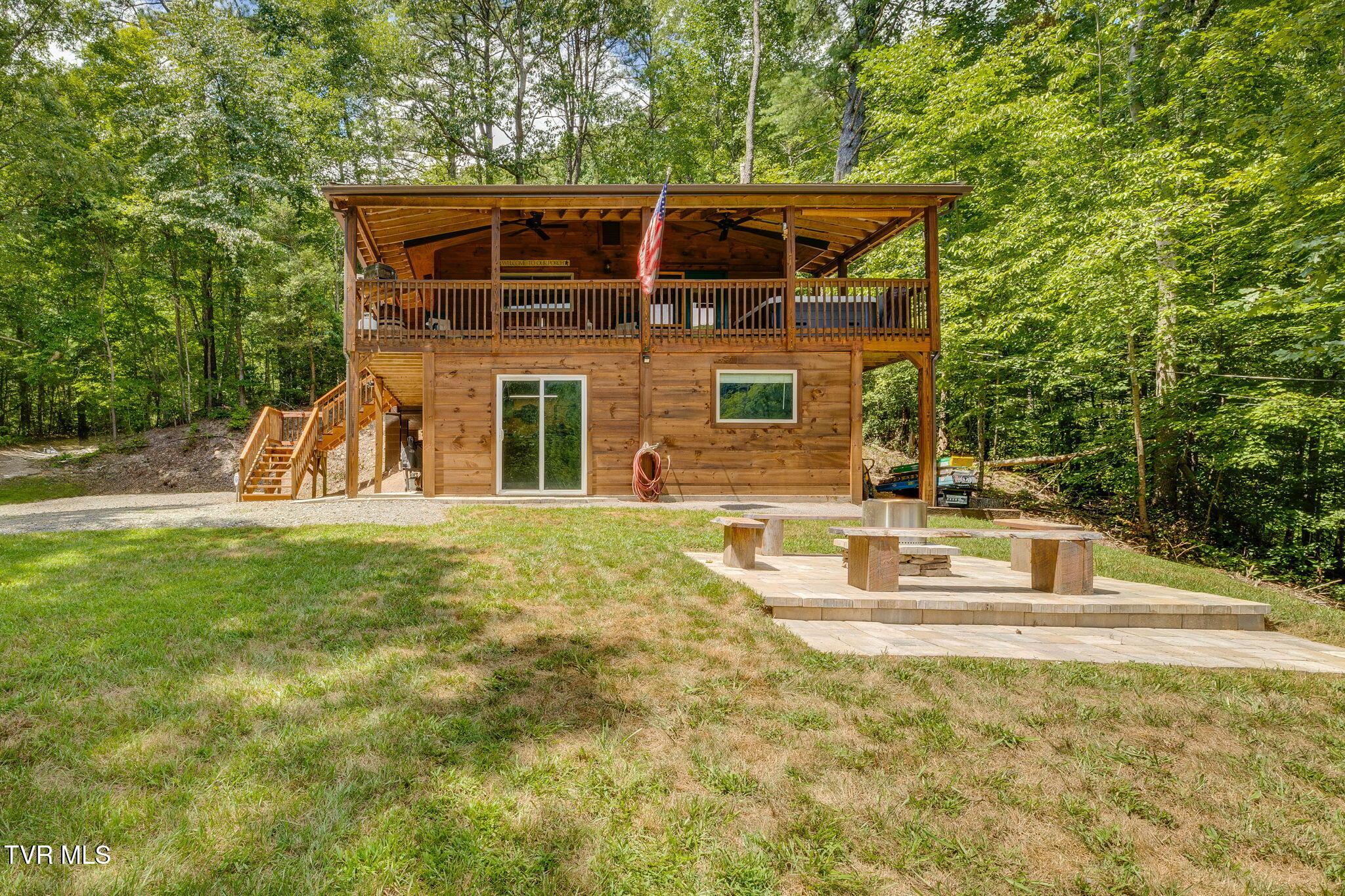 Image 1: 001