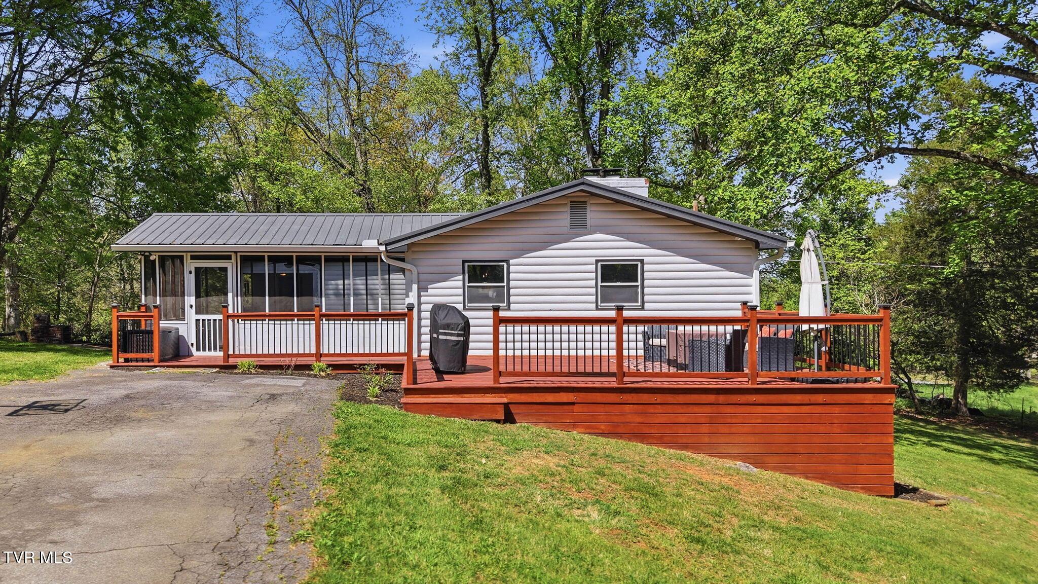 Image 1: 1-web-or-mls-241 Summer Sound Rd-1