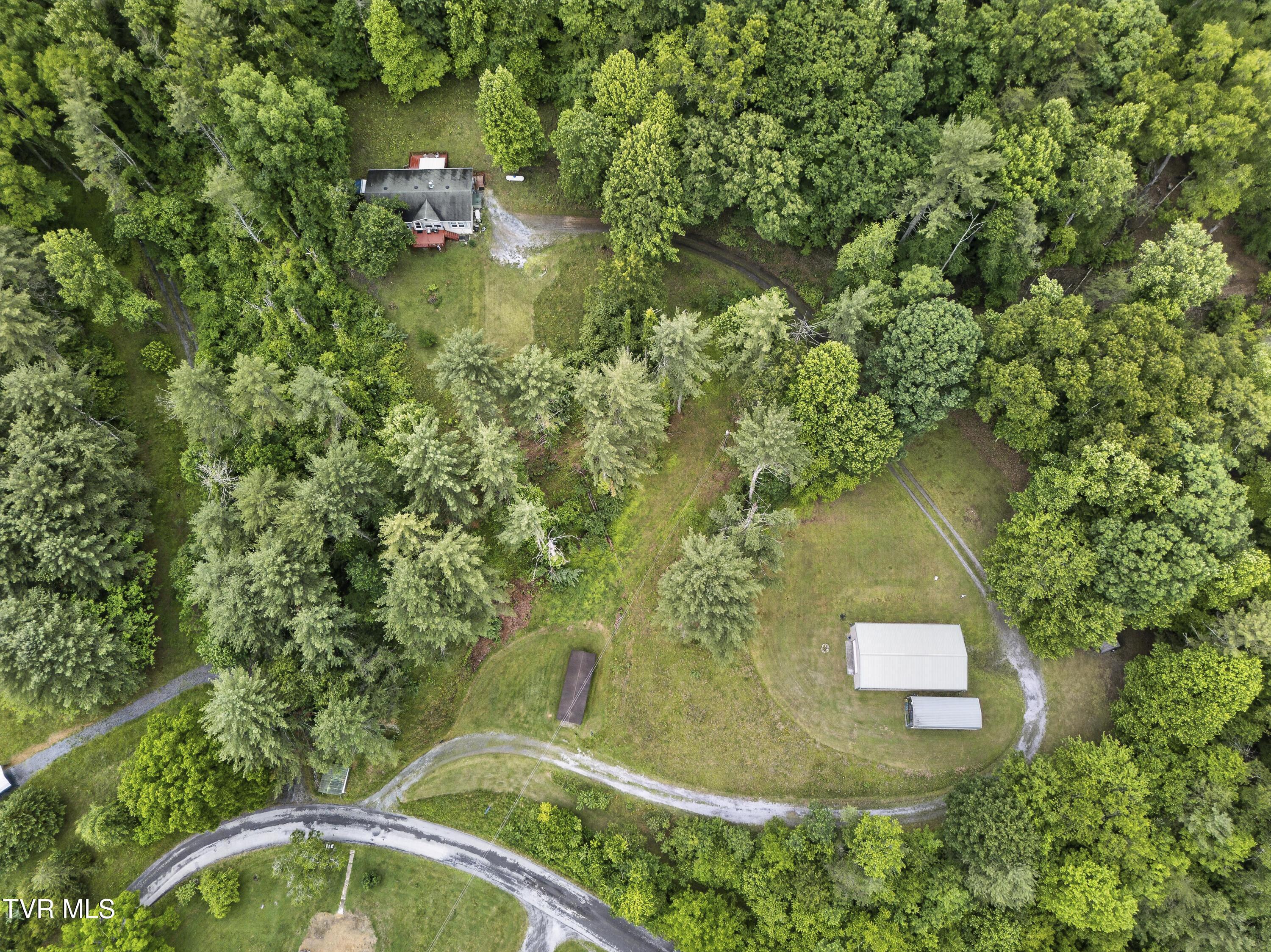 Image 3: 25534-Whitaker-Hollow-Abingdon-VA Matt-S