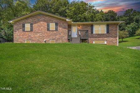 3912 Alderwood Drive