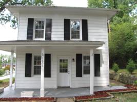 1609 Hunter Lane