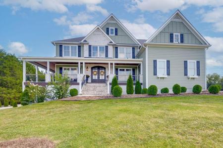 134 Cardinal Point