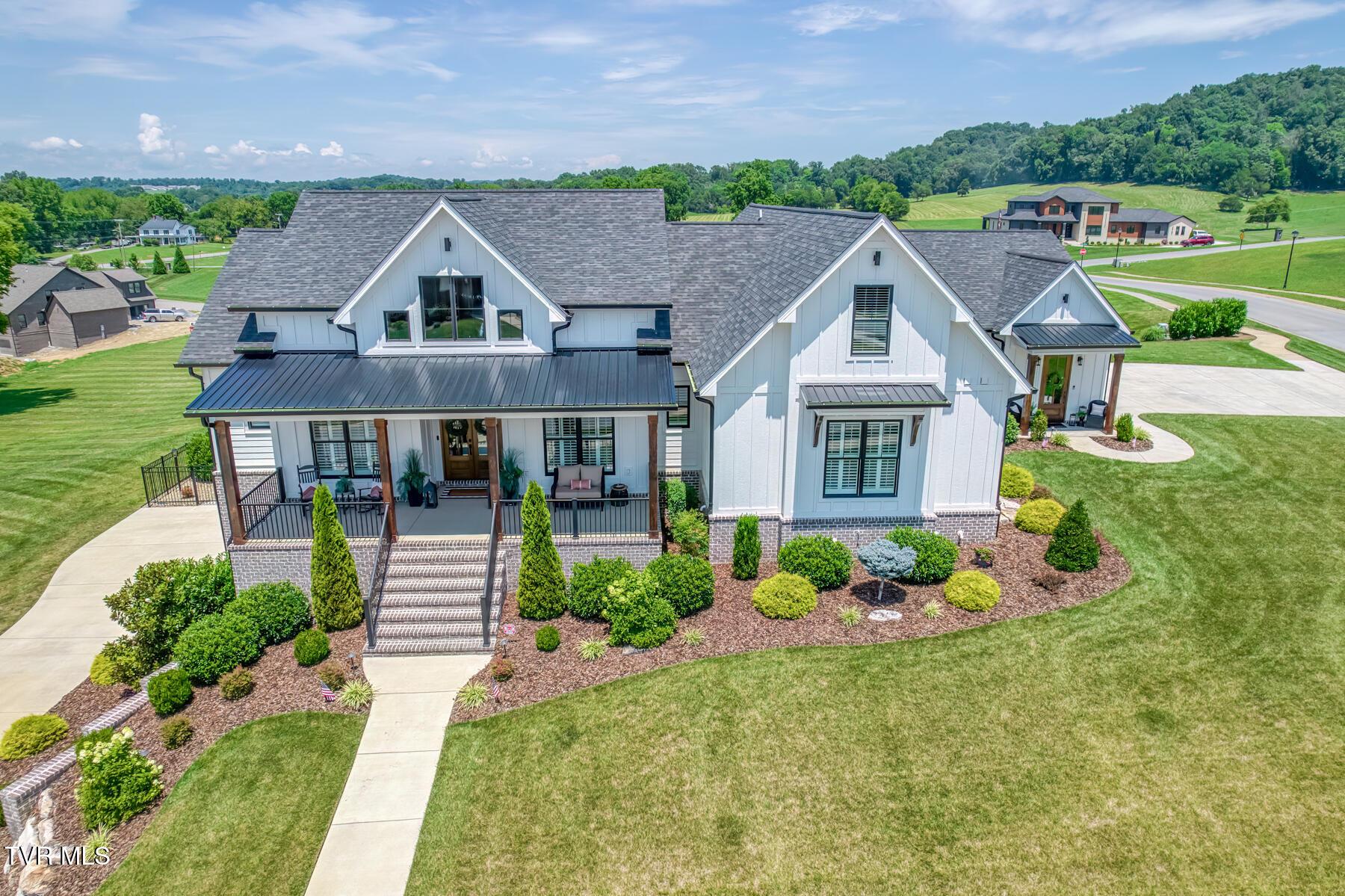 Image 2: 1385 Chadsworth Ln-2