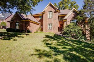 1016 Kensington Lane
