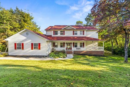 1918 Old Walnut Lane