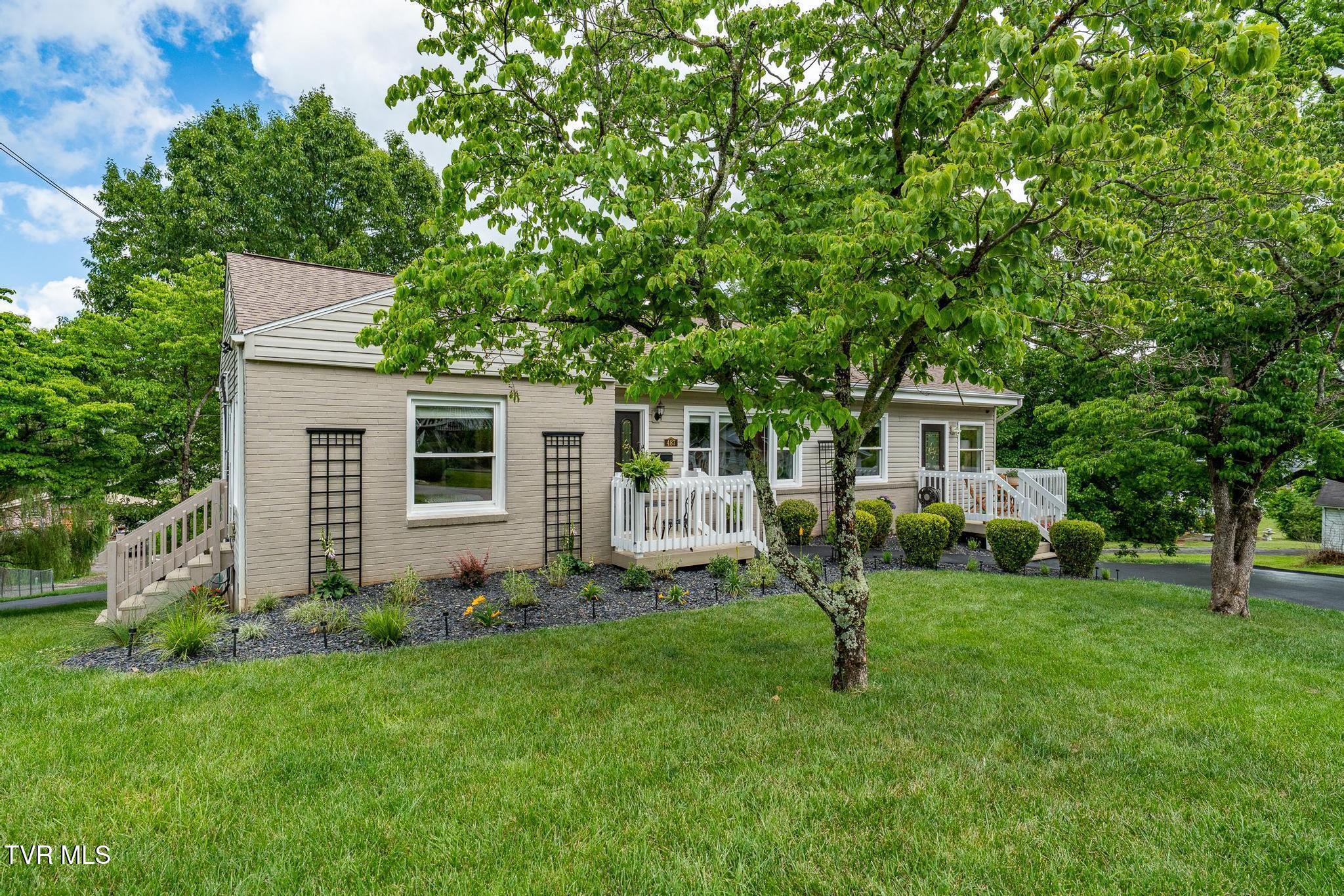 Image 3: 487 Kentucky Ave (4 of 78)