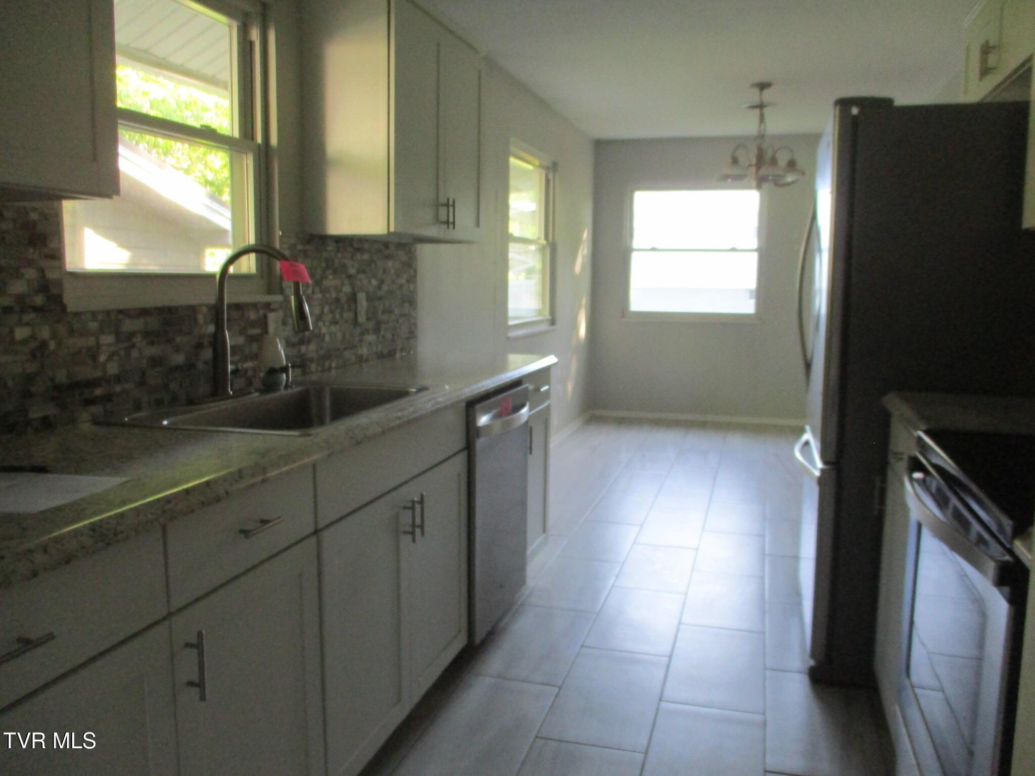 Image 3: IMG_3408