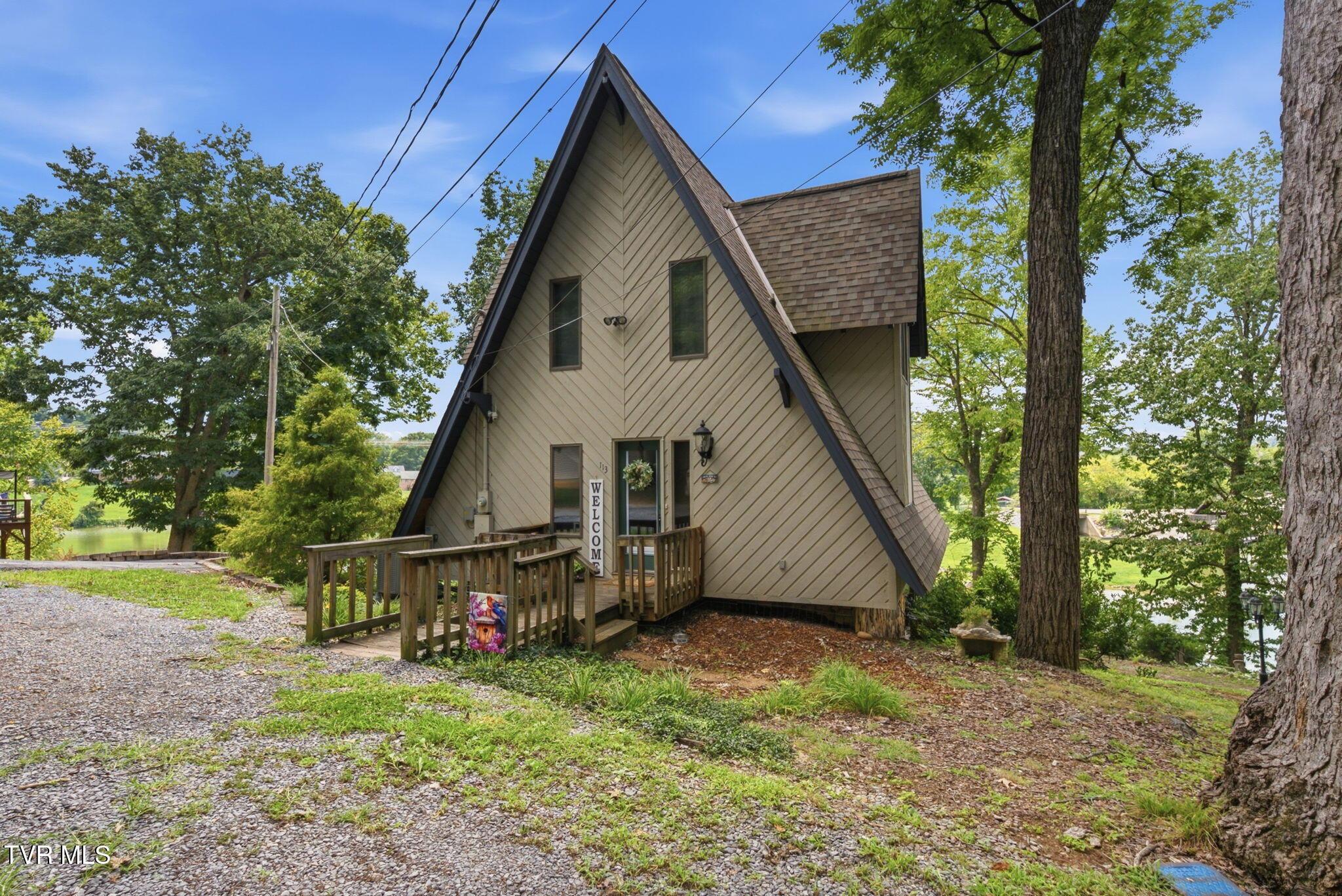 Image 3: 113 Peninsula Dr