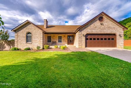 109 Running Deer Trail