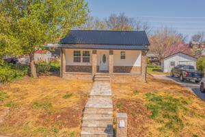 706 Rhoten Street East