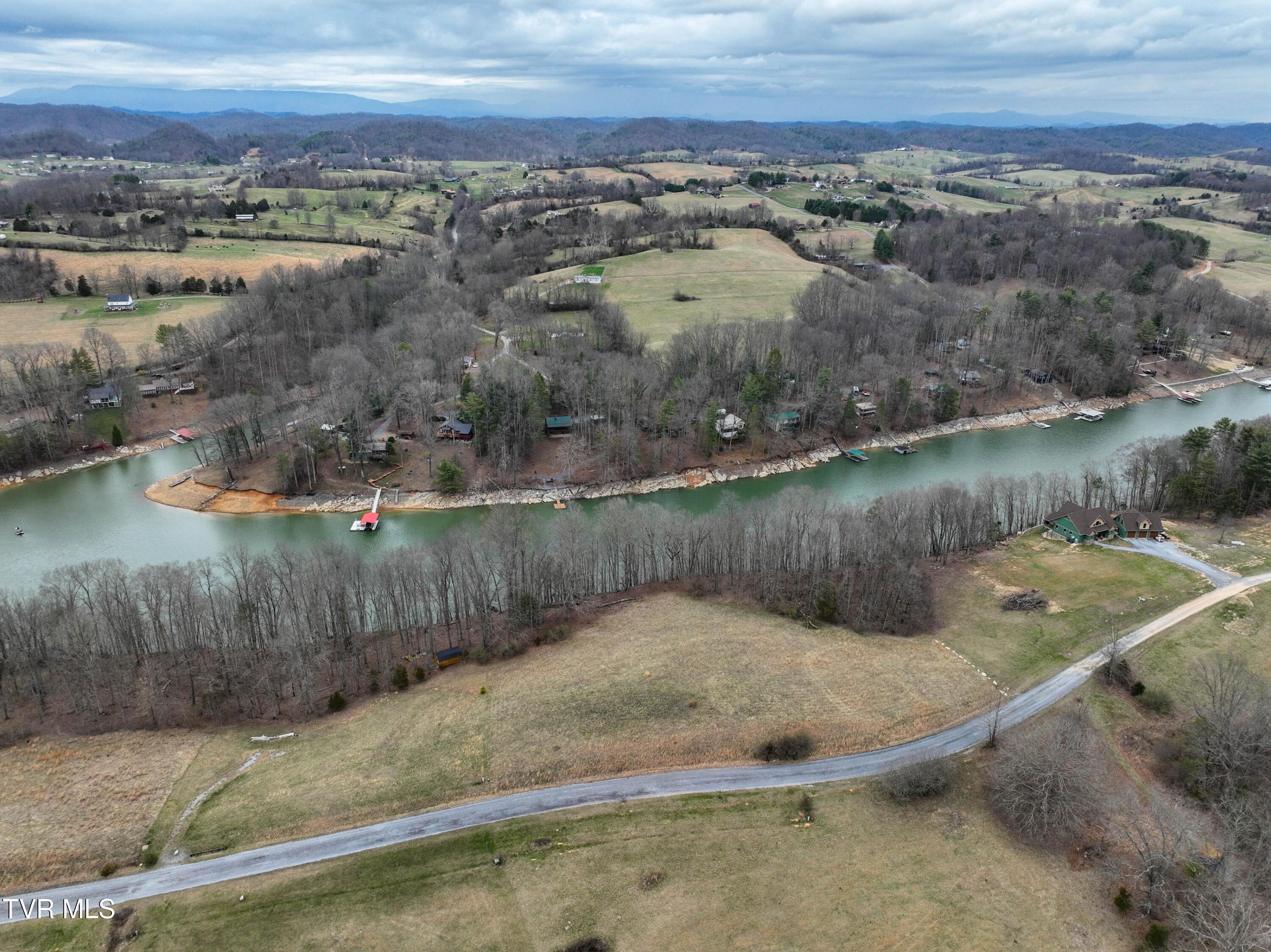 Image 1: 23001 Moonshine Dr Drone KASHIA-2