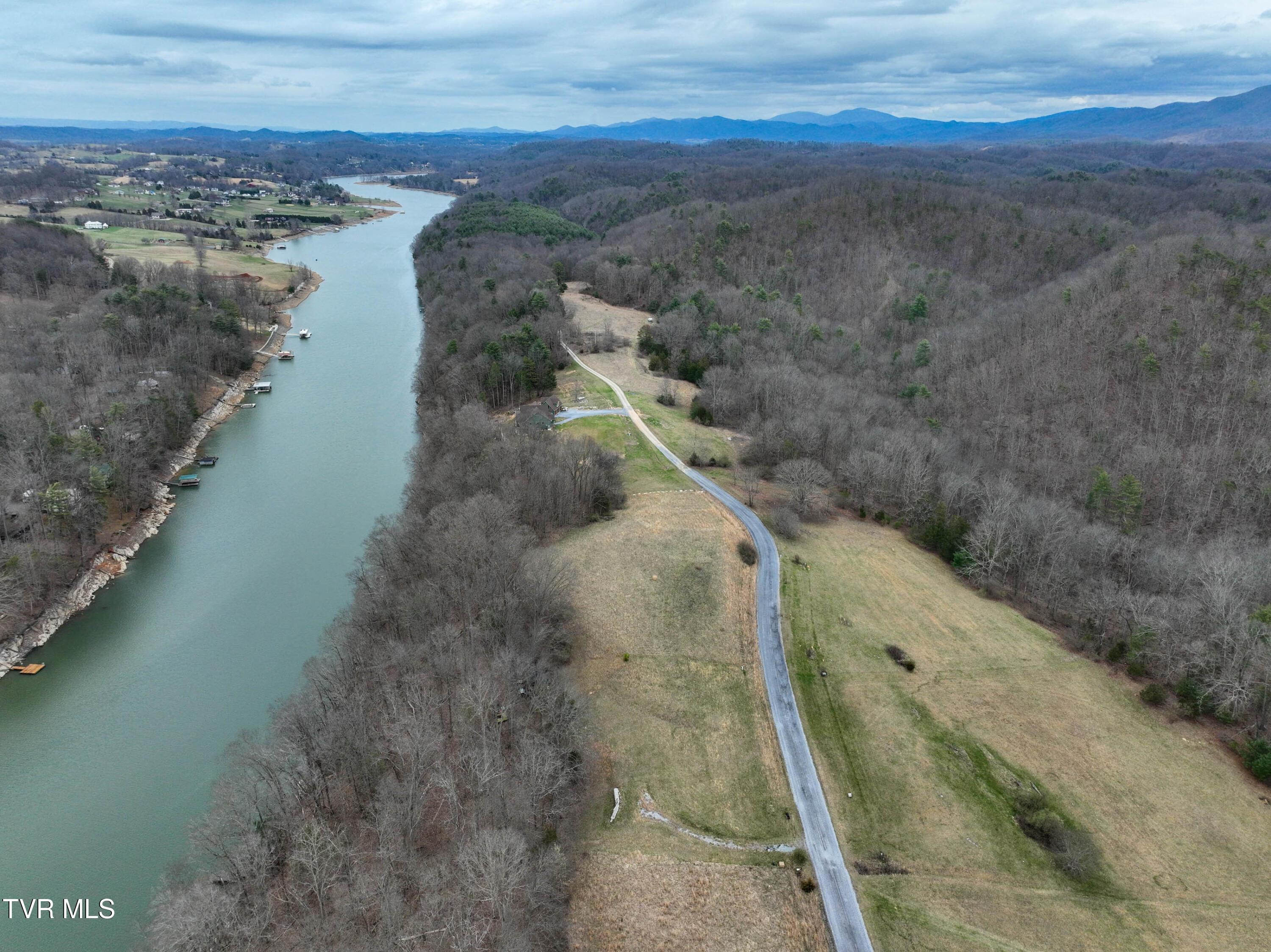 Image 3: 23001 Moonshine Dr Drone KASHIA-15