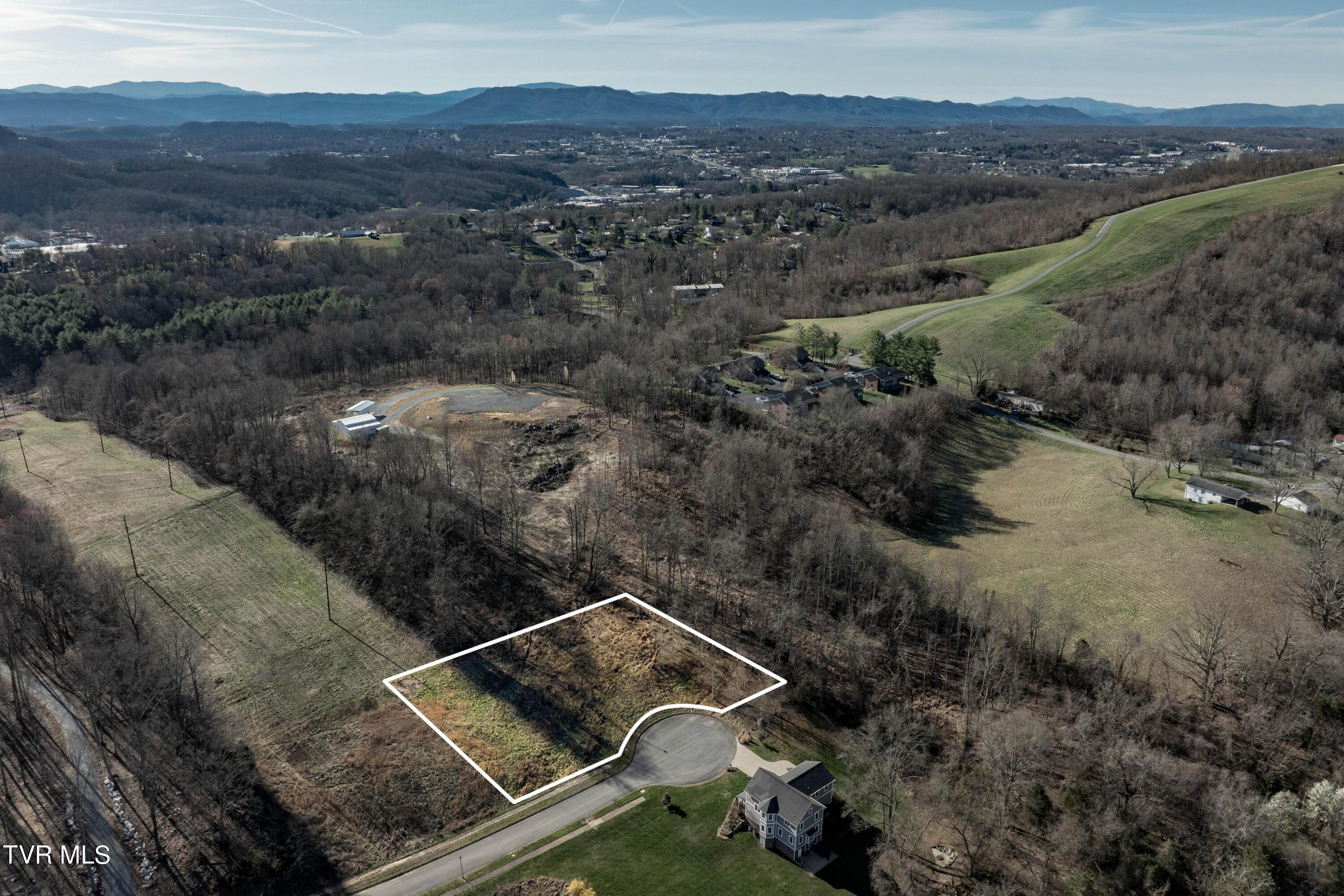 Image 4: 1579 Becky Dr Johnson City TN