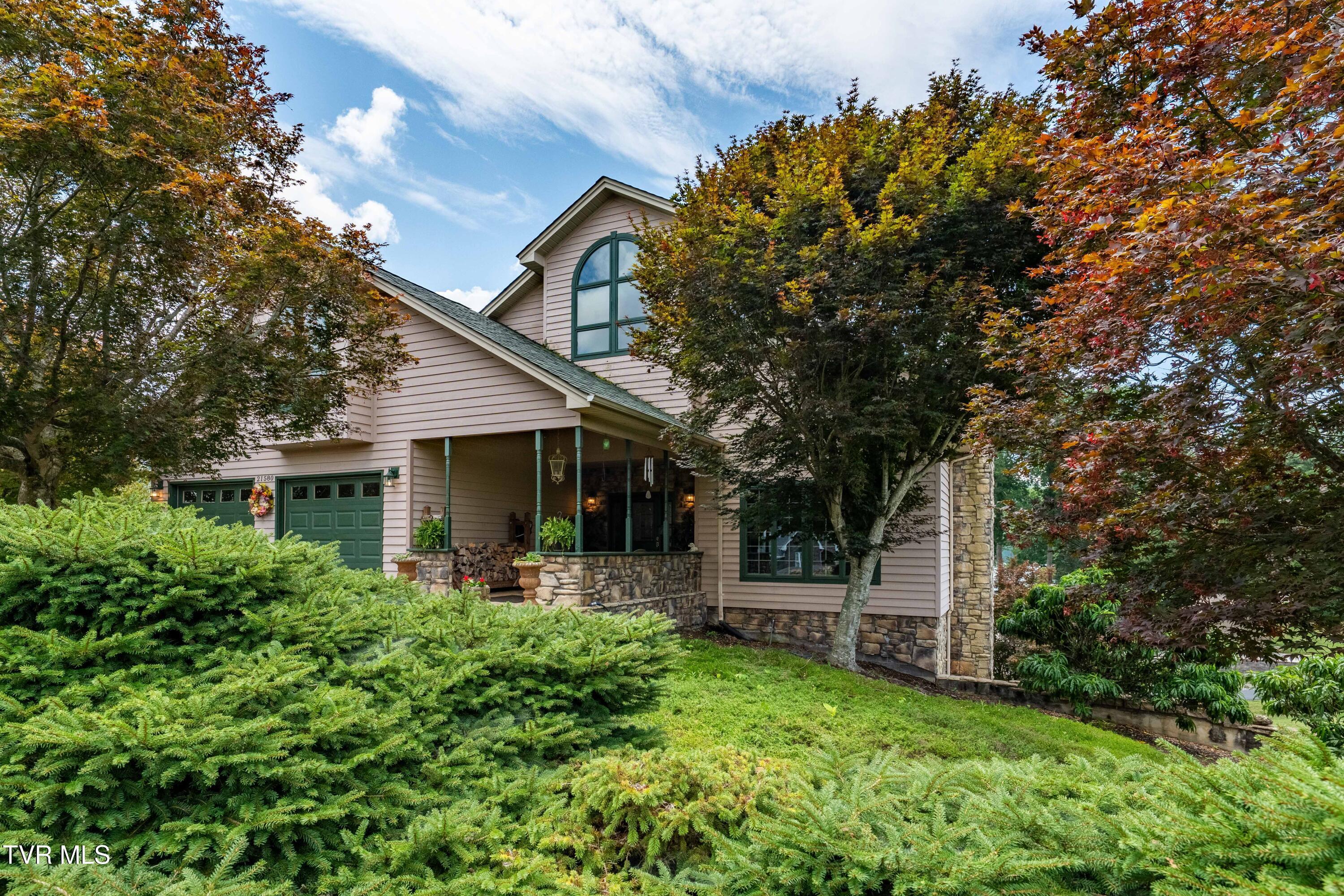 Image 4: 21580 Moonlight Bay Road (82 of 237)