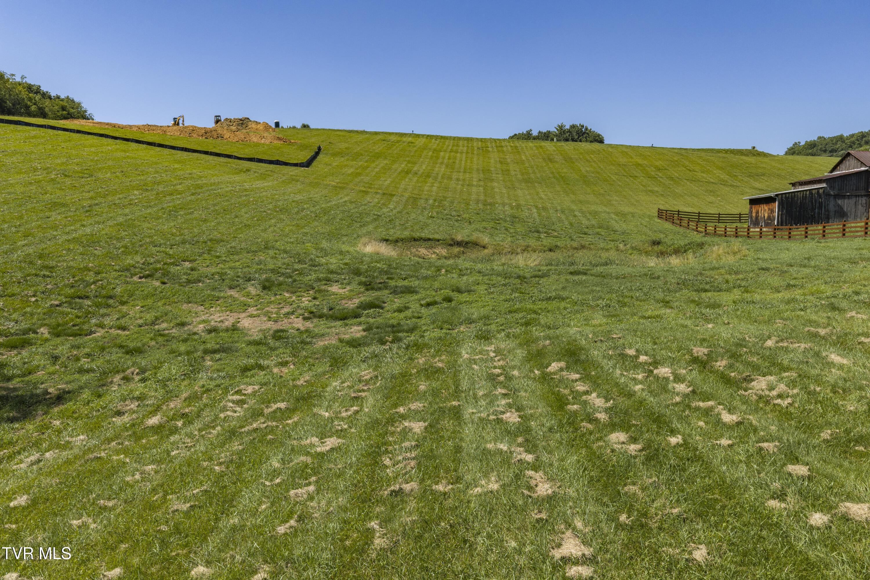Image 4: Lot17-Aerials-4
