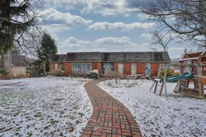 940 Lookout Drive