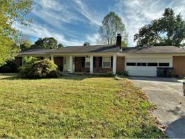 212 Oakmont Drive