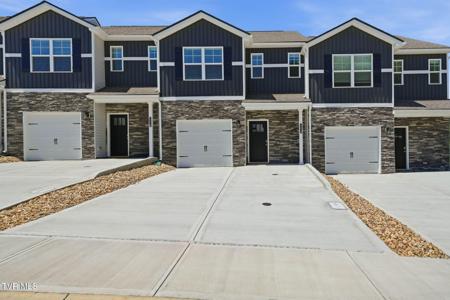 1114 Wenna Way