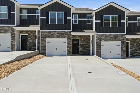 1118 Wenna Way