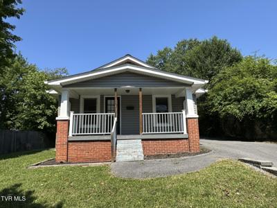2712 Fort Henry Drive